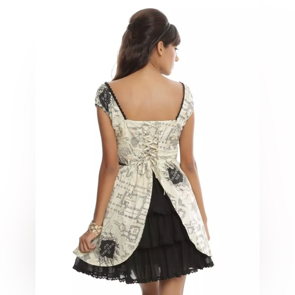 Harry Potter Marauder’s Map Dress - Picture 8 of 9